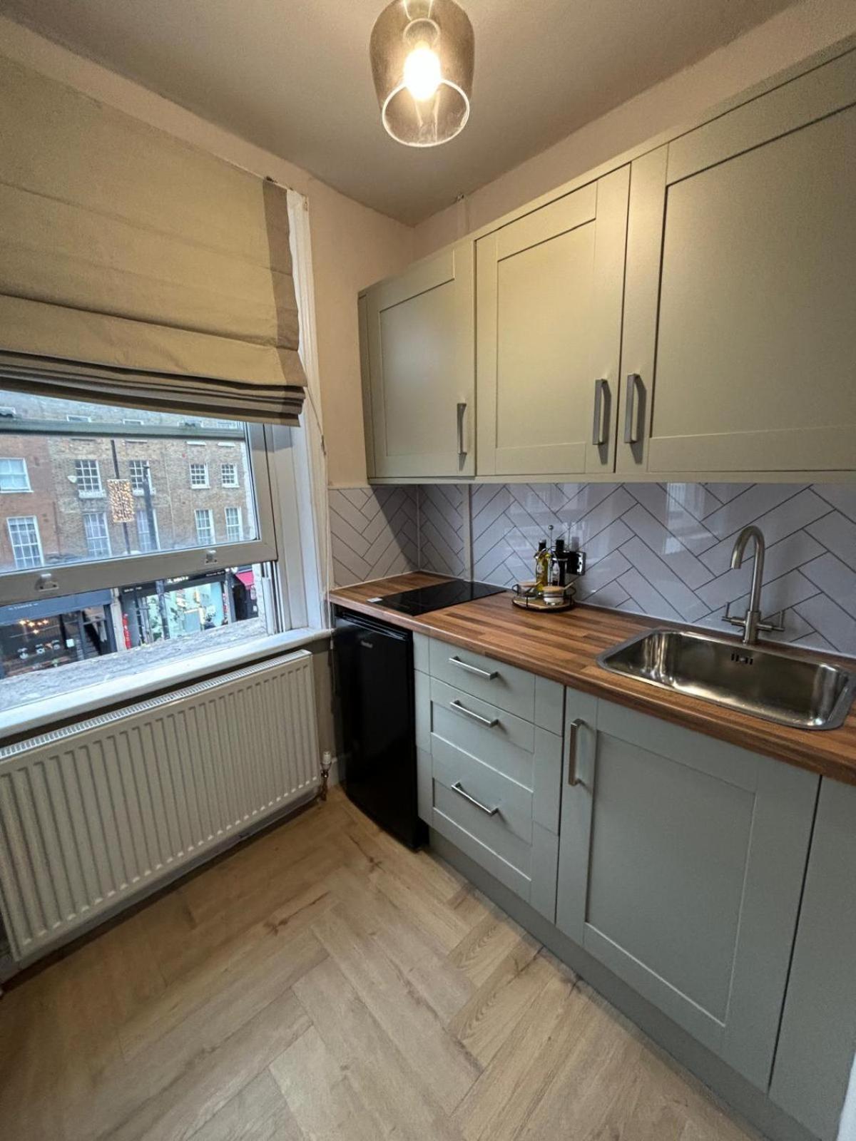 Camden Town Bed and Breakfast London Exteriör bild